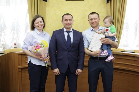 молодые семьи.jpg